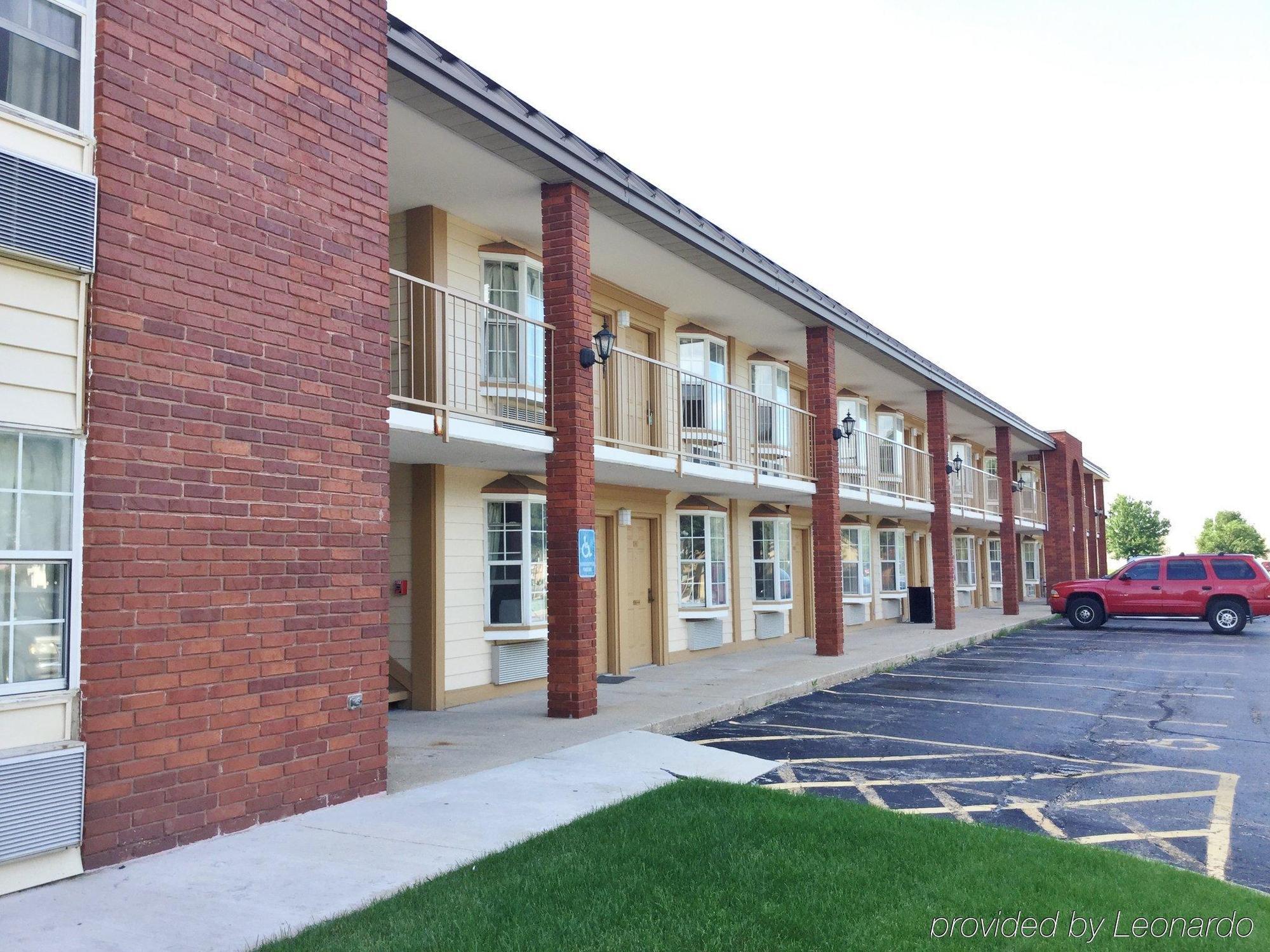 Americas Best Value Inn Belvidere - Rockford Exterior photo